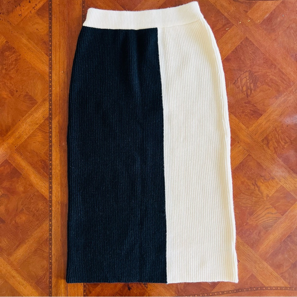 COMMENSE Miss Paris Stripe Two Piece Knit Skirt Set, Black White Size M - Picture 6 of 9